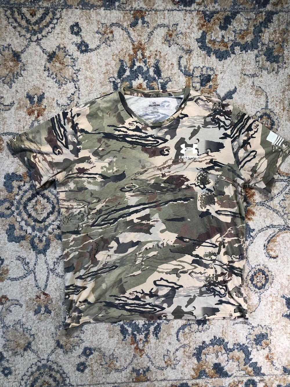 Under Armour Freedom Shirt Mens 2XL Green Camo Short Sleeve USA Flag Tee